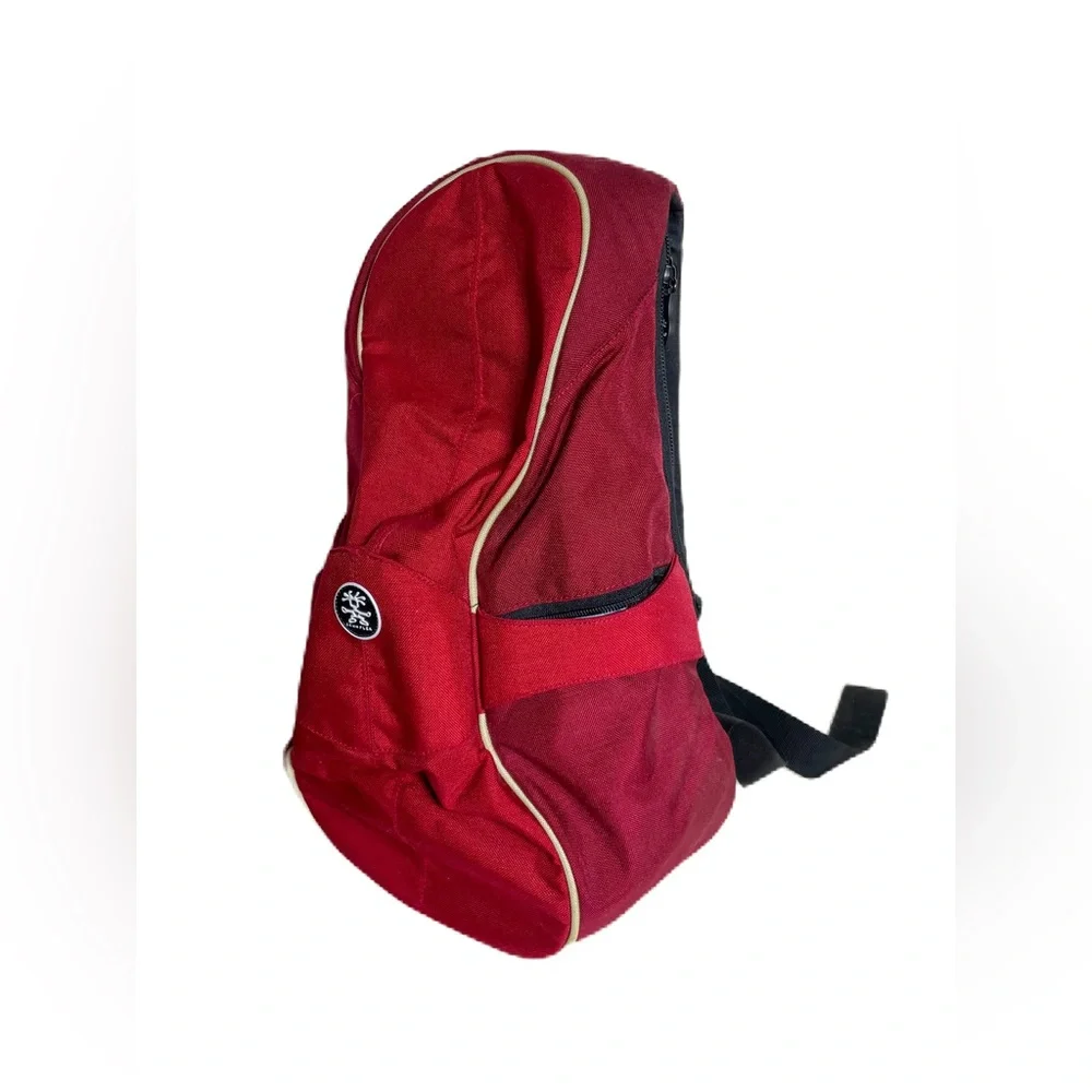 Crumpler Sheep Scarer Backpack Laptop Bag (dk.red/red/cream) - Picture 2 of 6